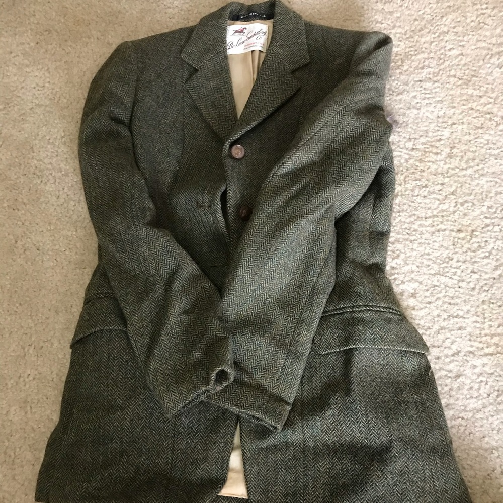 Delux Saddlery Green Tweed Hunt Coat